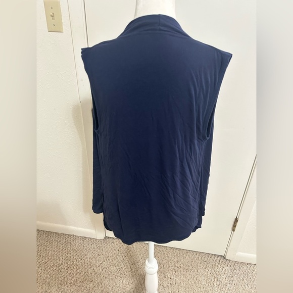 Athleta Women’s Navy Blue Sleeveless Vest Stretch Sz S - Picture 3 of 6